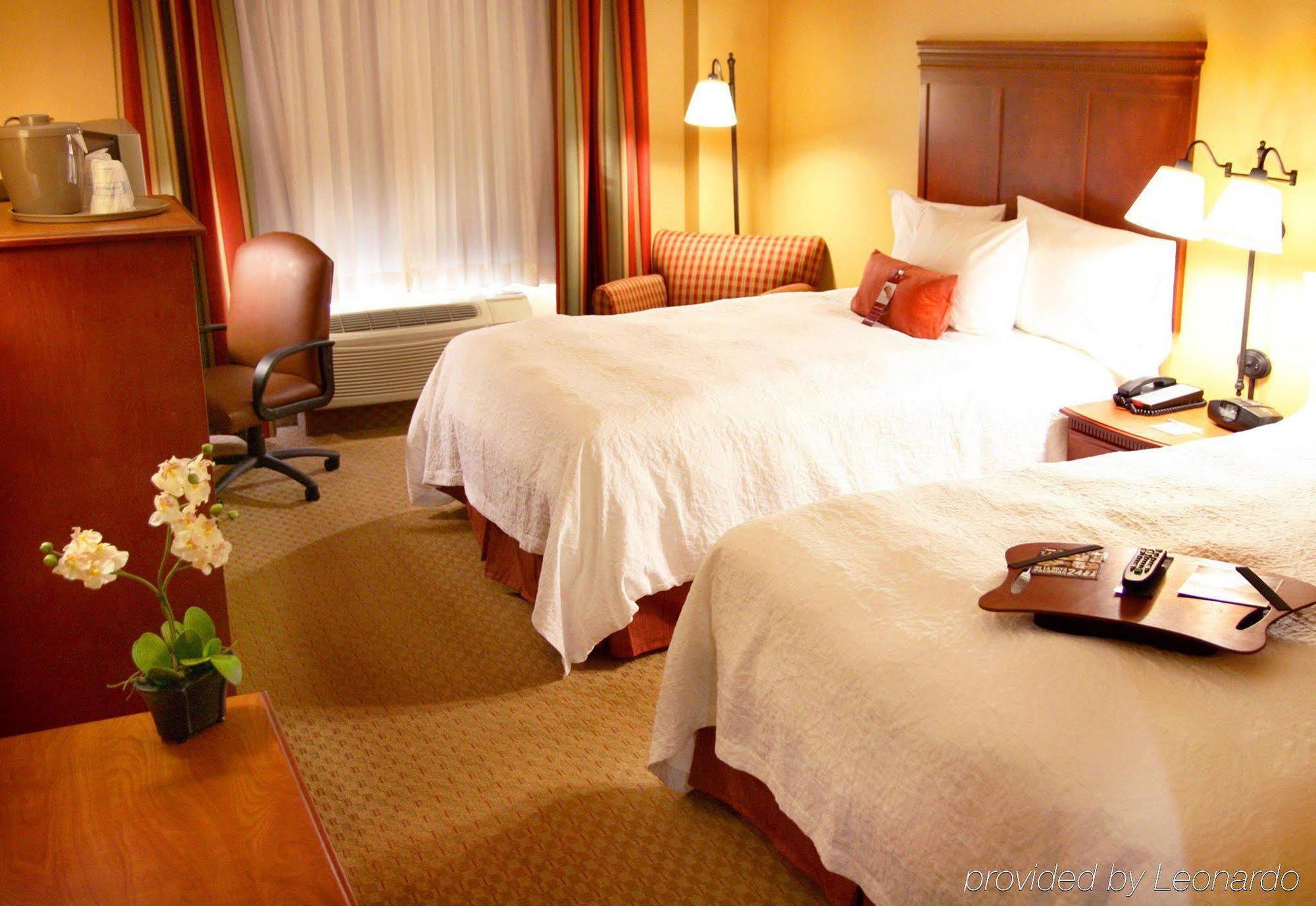 Hampton Inn & Suites Los Angeles Burbank Airport Buitenkant foto